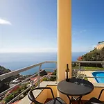 Calheta, Sun, Sea & Pool كالهيتا