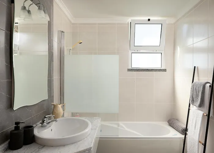 Calheta, Sun, Sea & Pool