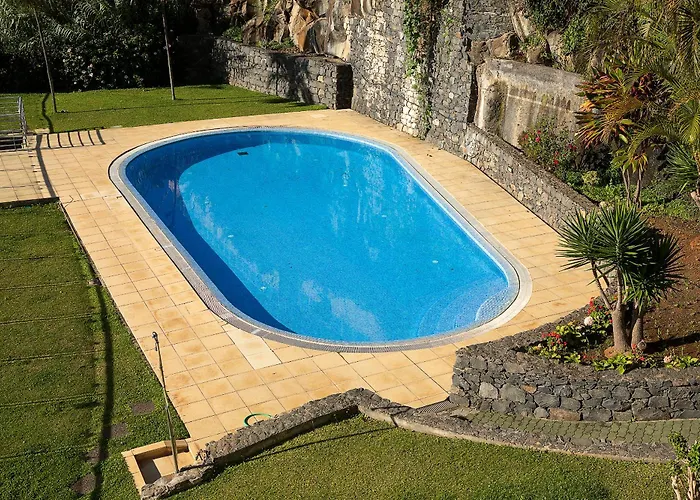 Calheta, Sun, Sea & Pool *