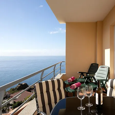 Calheta, Sun, Sea & Pool Apartman Calheta