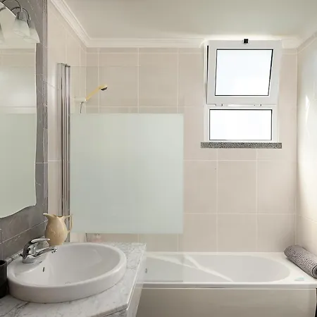 Calheta, Sun, Sea & Pool